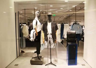 《我的前半生》中的羅子君 從奢侈品消費(fèi)者到金牌銷(xiāo)售的職場(chǎng)啟示錄